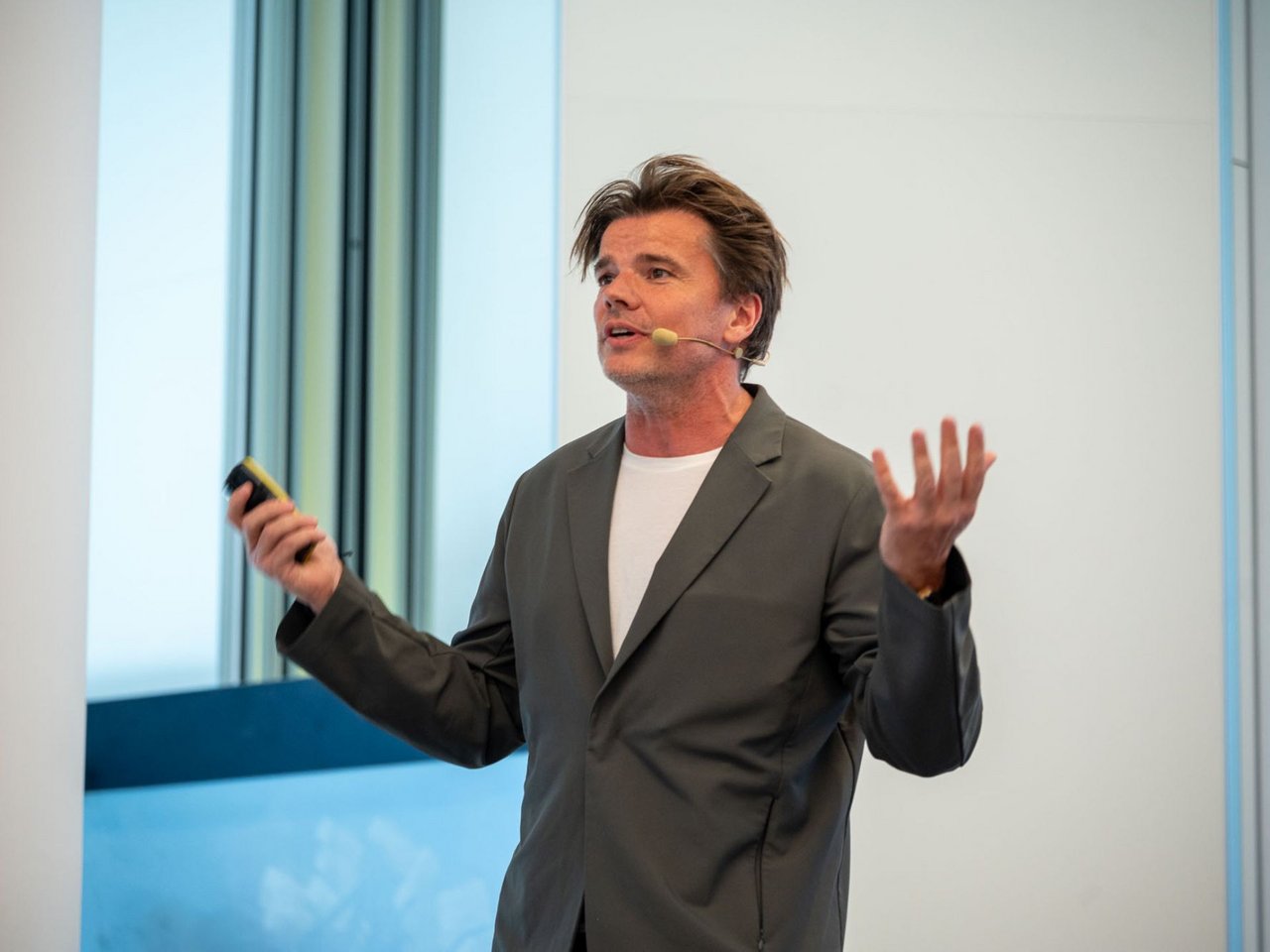 Bjarke Ingels class=